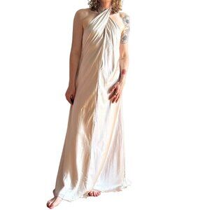 Fame And Partners Sz 4 Champagne Satin Halter Open Black Maxi Dress
